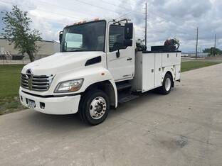 2010 Hino 258