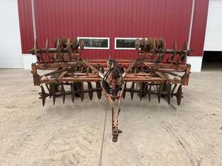 Allis-Chalmers 2300