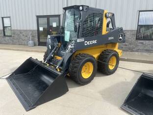 2024 John Deere 320G