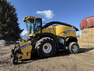 2015 New Holland FR700