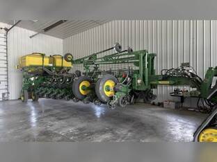 2026 John Deere 1775NT