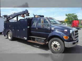 2013 Ford F750 XLT SD