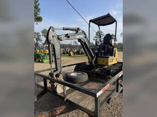 2023 John Deere 17G
