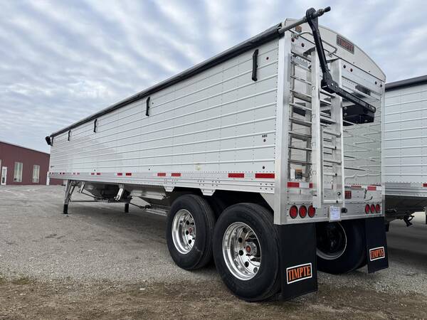2027 Timpte super hopper