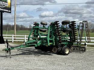 2013 Great Plains 2400TM