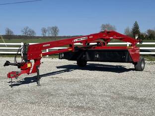 2018 Massey-Ferguson 1383