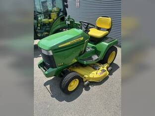 2000 John Deere 335