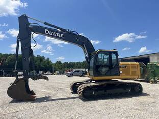 2022 John Deere 200G