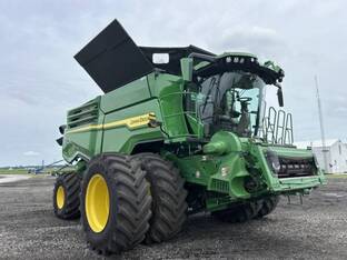 2023 John Deere X9 1000