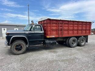 1977 Ford F750