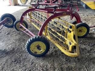 New Holland 256