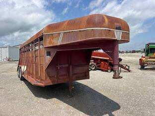 1997 Maxwell LIVE STOCK TRAILER