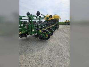 2026 John Deere 1775NT