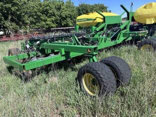 2010 John Deere 1990