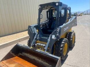 2022 John Deere 324G