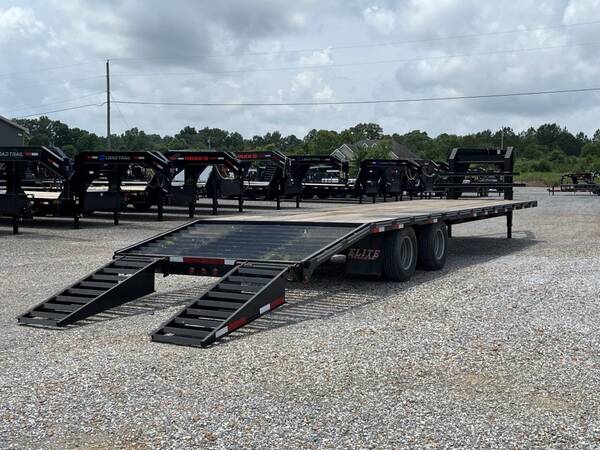 2021 Elite 102"x32' 22.5k gvwr gooseneck