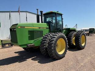 1990 John Deere 8560