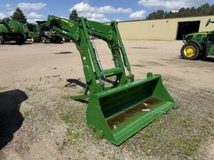 2023 John Deere 600R