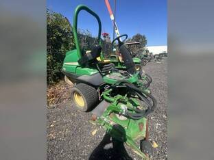 2017 John Deere 7400a