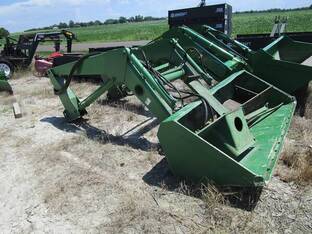 John Deere 148