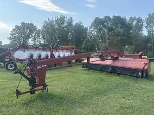 Hesston 1365