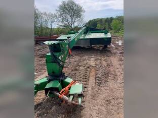 2005 John Deere 946