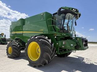 2022 John Deere S790
