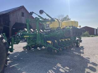 2022 John Deere 1795