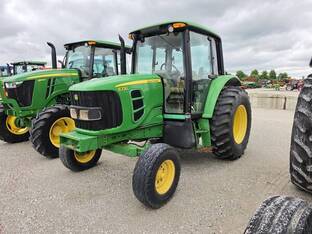 2010 John Deere 6330