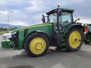2017 John Deere 8295R
