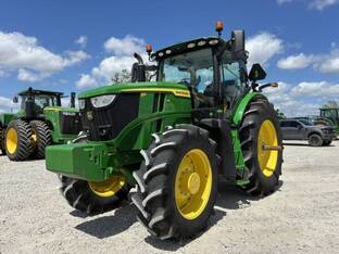 2025 John Deere 6R 215