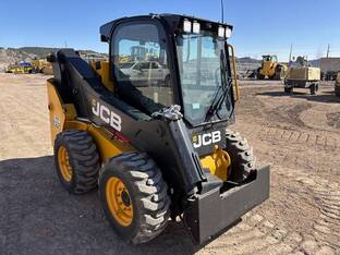 2025 JCB 300
