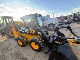 2025 JCB 3TS-8W