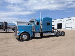 2022 Peterbilt 389