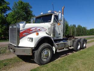 2007 Freightliner FLD120