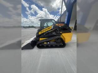 2027 New Holland C332