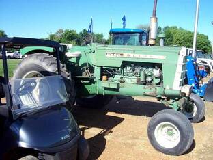 1969 Oliver 1750