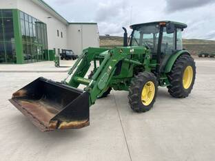 2014 John Deere 5100E