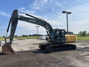 2025 John Deere 210 P