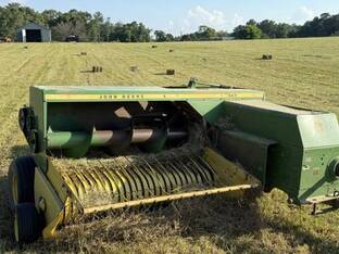 1985 John Deere 347