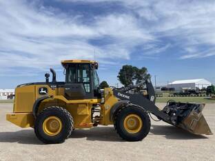 2021 John Deere 624 P