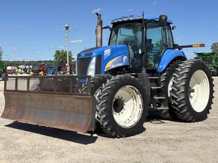 2009 New Holland T8040