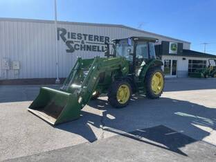 2018 John Deere 5090R