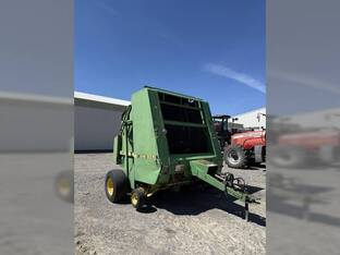 1989 John Deere 535