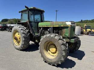 John Deere 4560