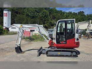 2025 Takeuchi TB235-2