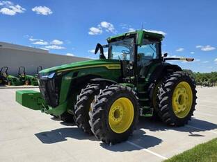 2025 John Deere 8R 370