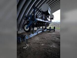 2008 Kinze 3600