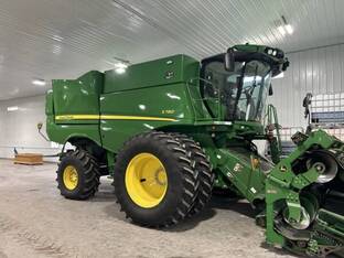 2022 John Deere S780