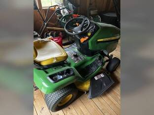 2017 John Deere X370